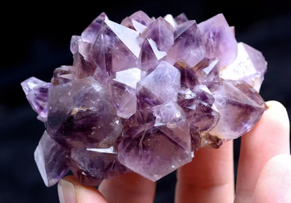 129gTransparent Natural Skeletal Amethyst Pyramid Quartz Srystal Point Specimen