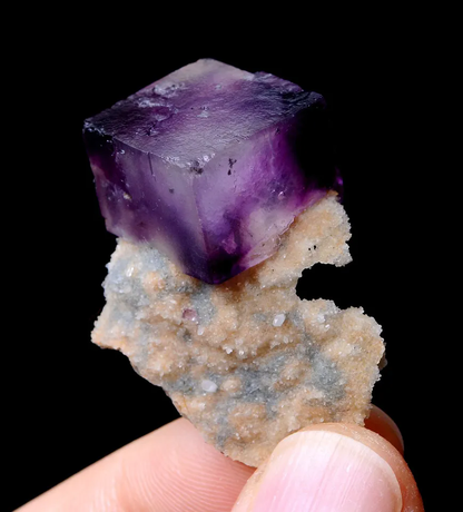 7.51g COLLECTION NEWLY DISCOVERED RARE  PURPLE & RED FLUORITE MINERAL SAMPLES