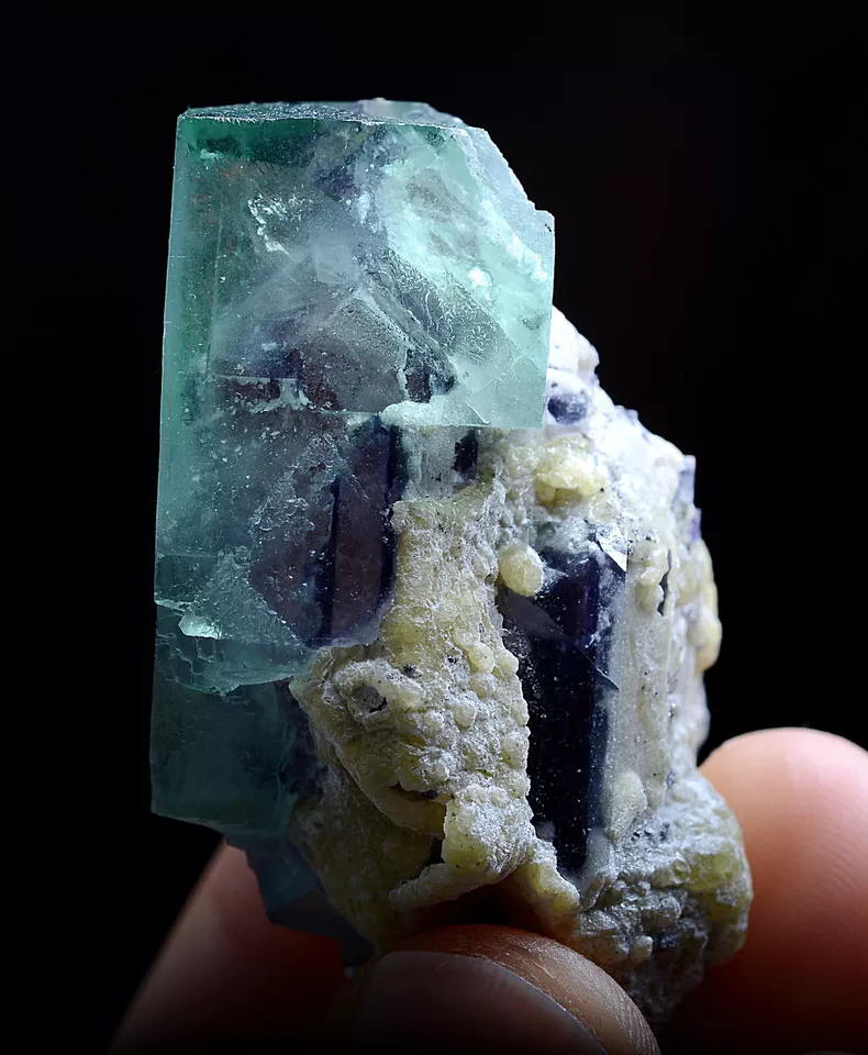 42g Natural Green Purple Strip FLUORITE Mineral Specimen/Inner Mongolia China