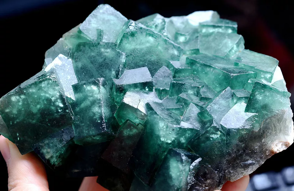 712.g NATURAL Beauty Green Cubic FLUORITE Crystal Cluster Mineral Specimen