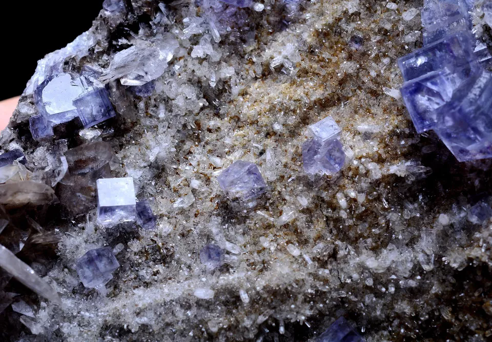 221.1g MUSEUM COLLECTION NEWLY DISCOVERED RARE PURPLE FLUORITE MINERAL  SAMPLES