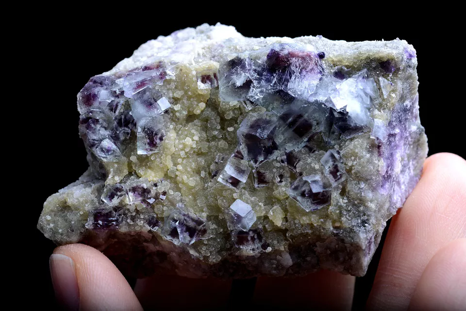 66g Natural Clear Purple Window FLUORITE Mineral Specimen/Inner Mongolia China