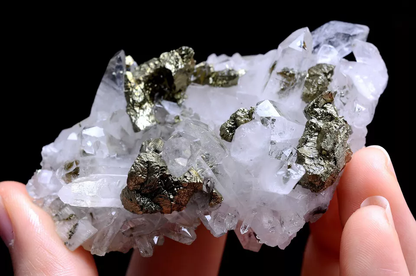 NEWLY DISCOVERED CRYSTAL CLUSTER & CHALCOPYRITE SYMBIOTIC MINERAL SAMPLES  153g