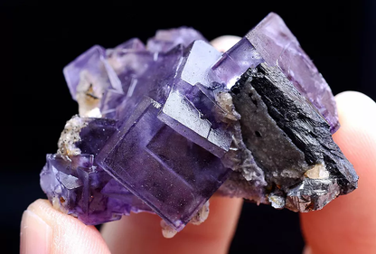 26.g NEWLY DISCOVERED RARE PURPLE FLUORITE MINERAL SAMPLES/Yaogang xian