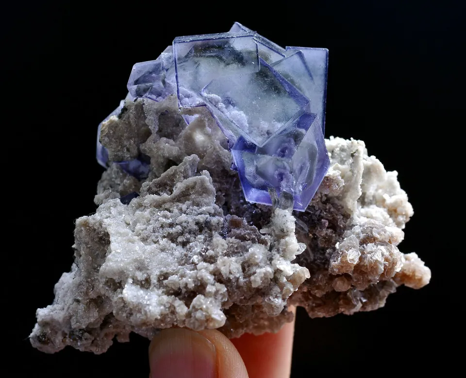 68g Natural Purple Window Fluorite & Arsenopyrite Mineral Specimen/Yaogangxian