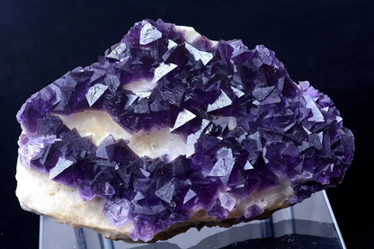 MUSEUM COLLECTION NEWLY DISCOVERED RARE PURPLE FLUORITE MINERAL SAMPLES 315.80g