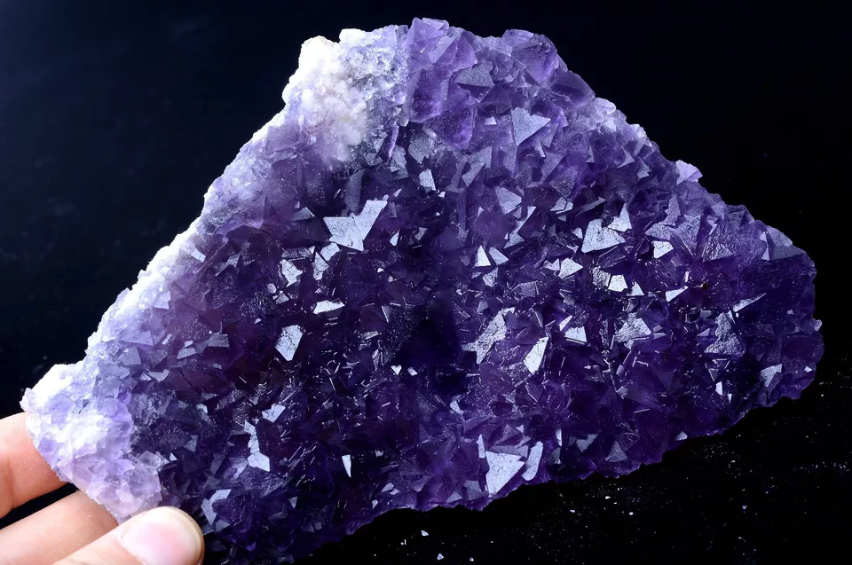 MUSEUM COLLECTION NEWLY DISCOVERED RARE PURPLE FLUORITE MINERAL SAMPLES 320g