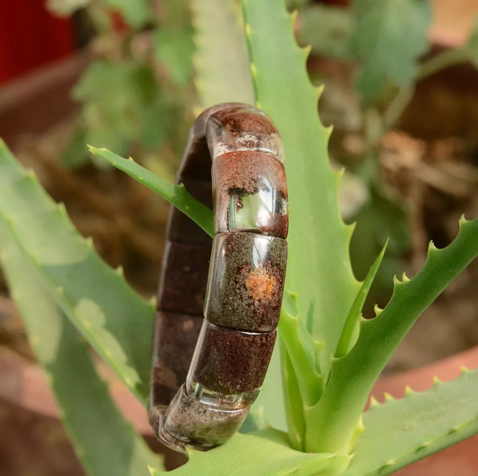 Natural Colorful Red Ghost Phantom Quartz Crystal Men Bracelet Elastic 44.55g