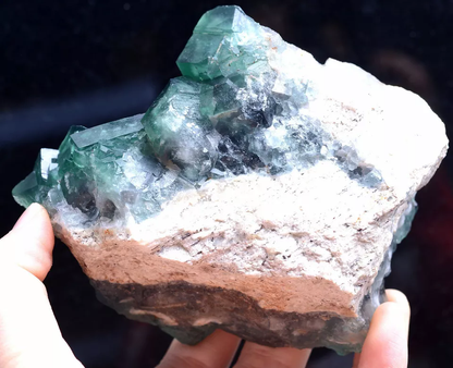 712.g NATURAL Beauty Green Cubic FLUORITE Crystal Cluster Mineral Specimen