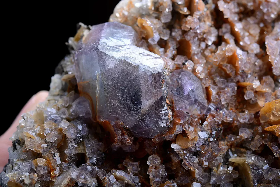 518.g Natural Purple Fluorite & Calcite Dolomite Mineral Specimen/Inner Mongolia