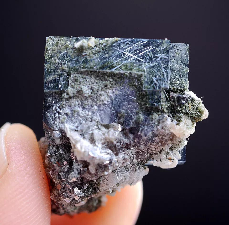 7.3gNatural Bismuthinite Purple FLUORITE  Calcite Mineral Specimen/ Yaogangxian