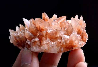 89g Newly Natural Swallow-Tail Twin Crystal Calcite Mineral Specimen/China