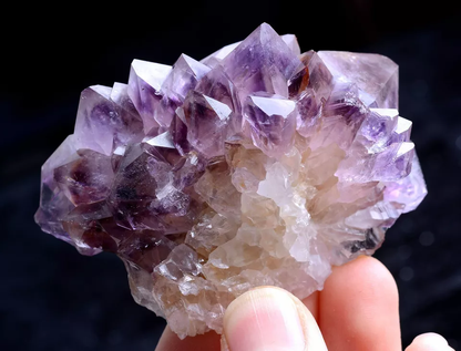 129gTransparent Natural Skeletal Amethyst Pyramid Quartz Srystal Point Specimen