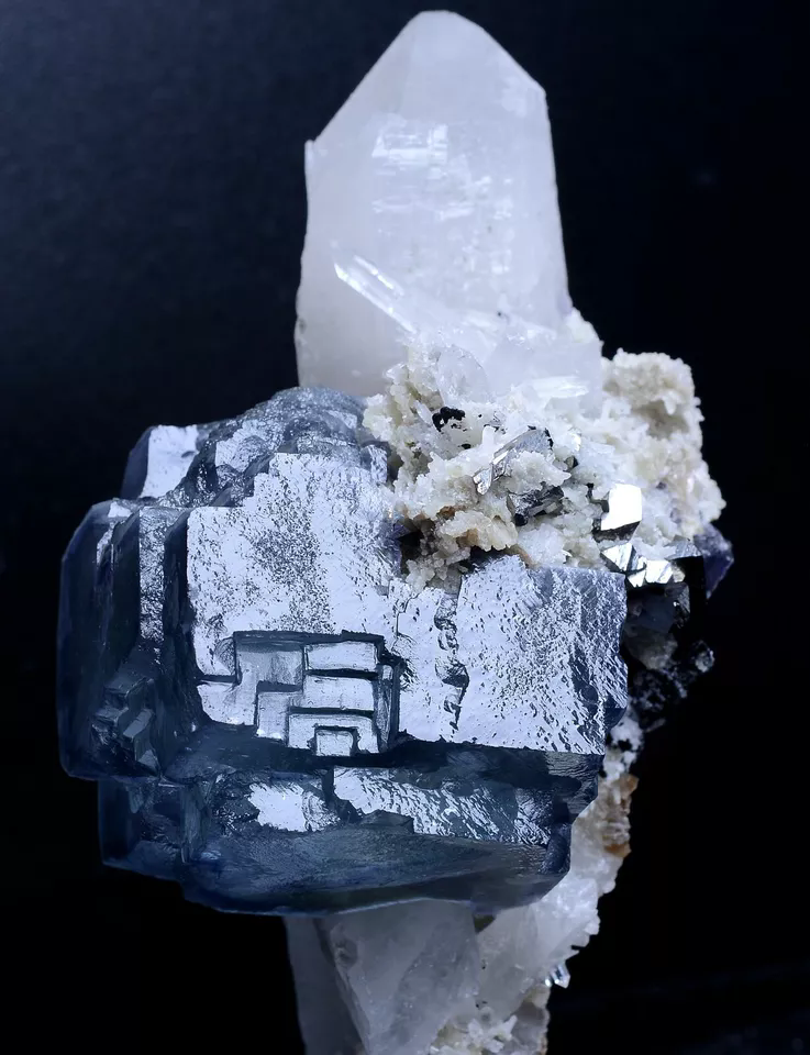 523gNATURAL COMPLETE RARE CLEAR Blue FLUORITE MINERAL SAMPLES/Yaogangxian China