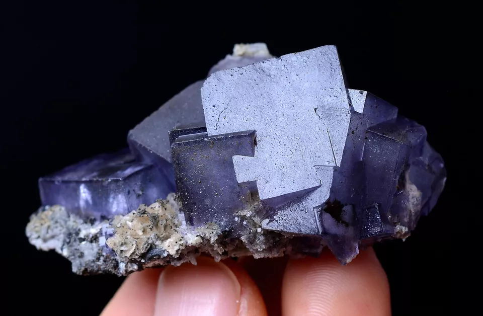 48g TRANSPARENT GEM LEVEL PURPLE CUBE FLUORITE CRYSTAL MINERAL SPECIMEN