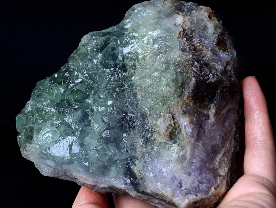 1124g Newly DISCOVERED RARE GREEN CUBE FLUORITE CRYSTAL MINERAL SPECIMEN/China