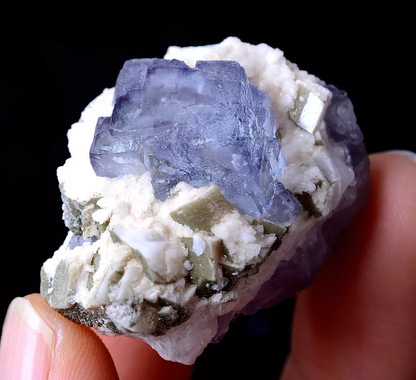 25g RANSPARENT GEM LEVEL Ladder-Like PURPLE FLUORITE CRYSTAL MINERAL  SPECIMEN