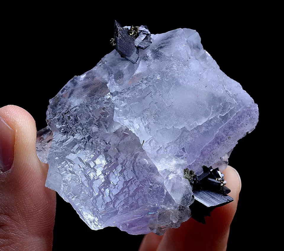 Yao Gang Xian Transparent PURPLE FLUORITE & WOLFRAMITE MINERAL SPECIMEN 88g