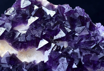 MUSEUM COLLECTION NEWLY DISCOVERED RARE PURPLE FLUORITE MINERAL SAMPLES 315.80g