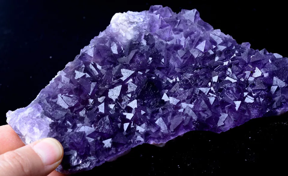 MUSEUM COLLECTION NEWLY DISCOVERED RARE PURPLE FLUORITE MINERAL SAMPLES 320g