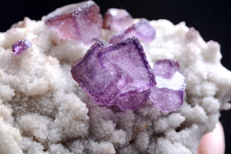 326.g Natural Two-Dimensional Code Purple Fluorite Mineral Specimen/Guizhou