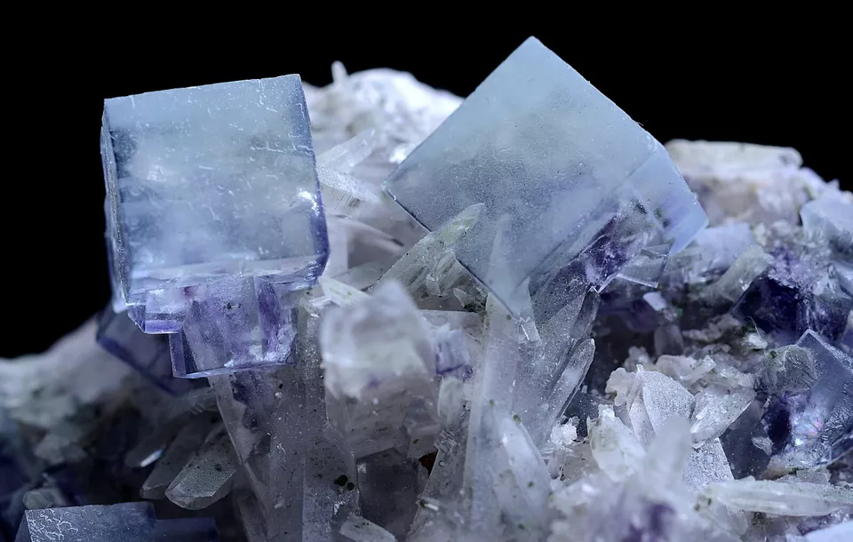 75gNatural Phantom Window Purple Fluorite Crystal Mineral Specimen/Yaogangxian