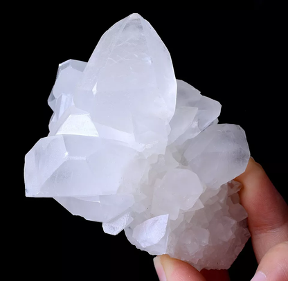 215g Natural Rare White Crystallization Stone Cluster Mineral Specimen/ China