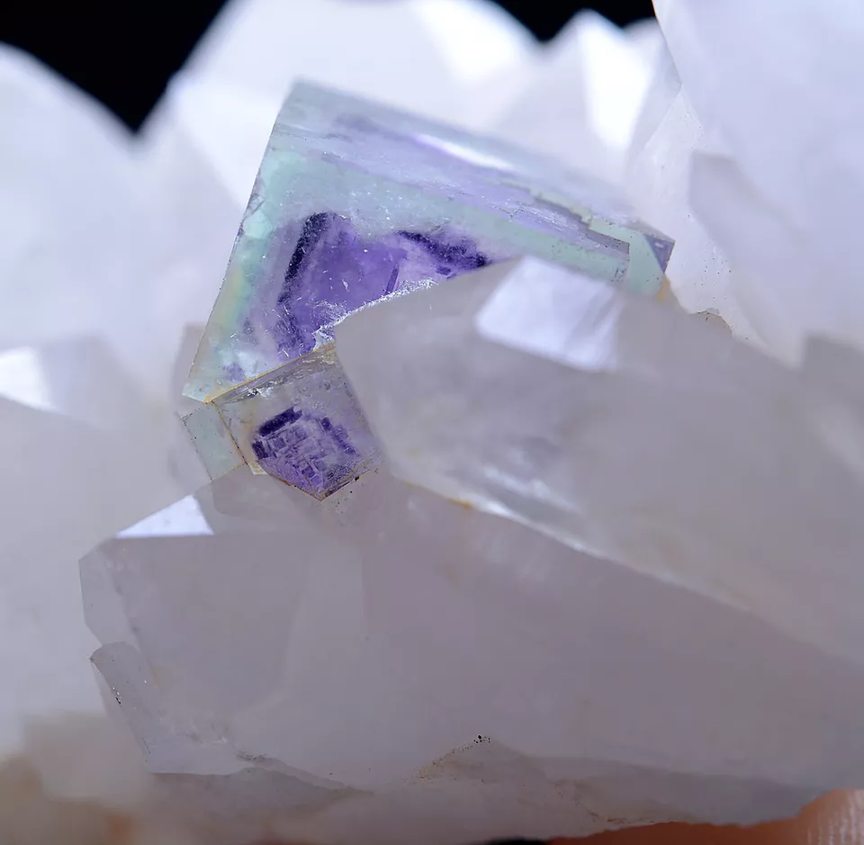 121.0g Natural Window Purple Fluorite Crystal Mineral Specimen/YaogangxianChina