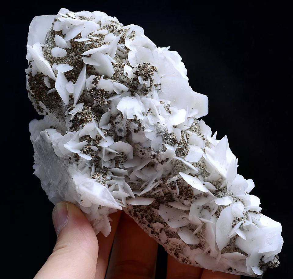 348g Natural Pink Fluorescent Calcite Pyrite Crystal Mineral Specimen/ China