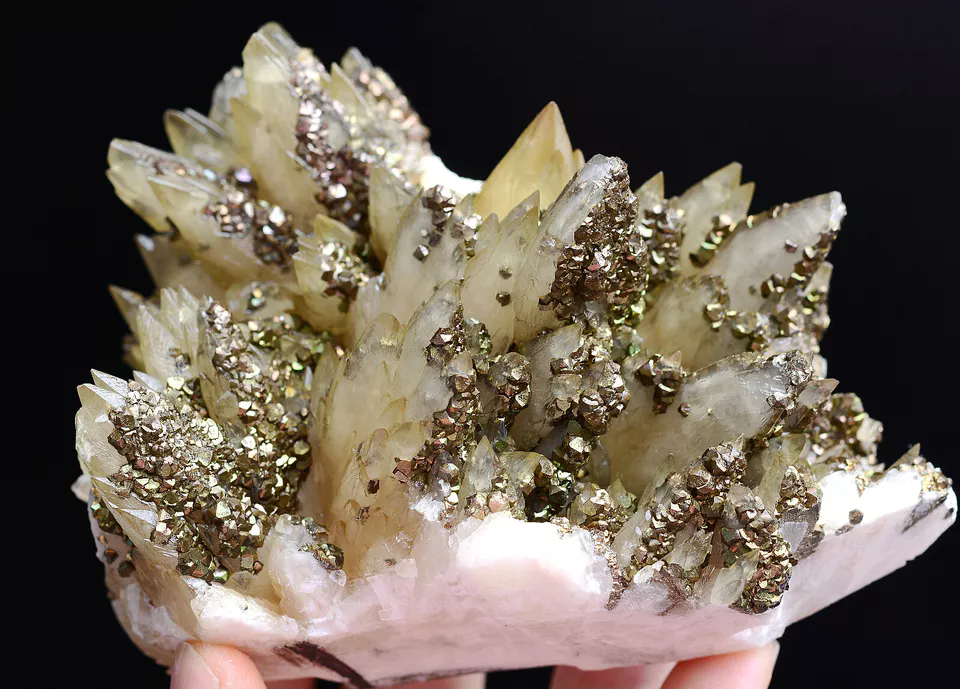 435g Natural Perfect Dipyramidal Yellow Calcite & Pyrite Mineral Specimen/China