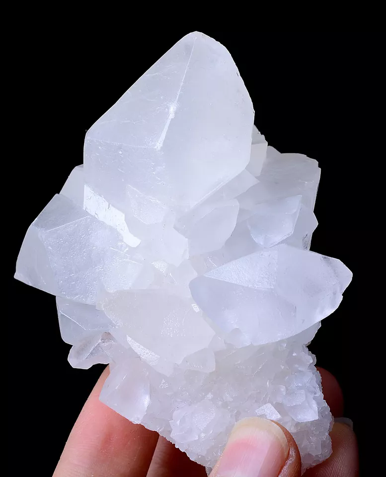 215g Natural Rare White Crystallization Stone Cluster Mineral Specimen/ China