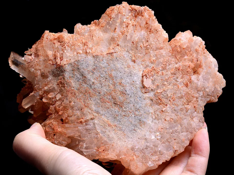 995g Natural Rare Transparent Red Skin QUARTZ Crystal Cluster Mineral Specimens