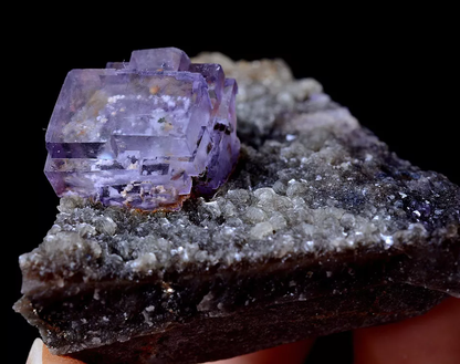 40.5g NEWLY DISCOVERED TRANSPARENT PURPLE FLUORITE MINERAL SAMPLES/Yaogang xian