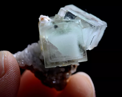 7g Natural Phantom Window Green Fluorite Mineral Specimen/Yaogangxian China