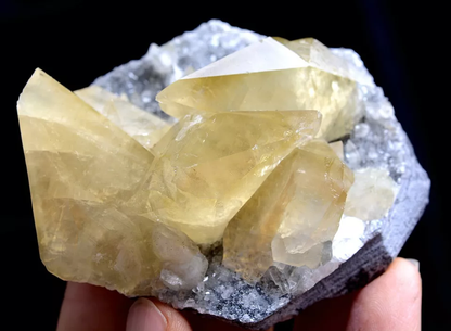 144g Natural Perfect Dipyramidal Yellow Calcite CLUSTER Mineral Specimen/China