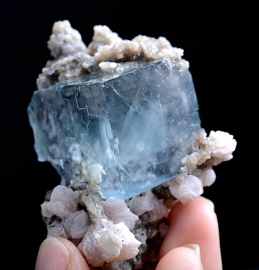 63g Natural Blue And White Porcelain Fluorite Mineral Specimen/Yaogangxian