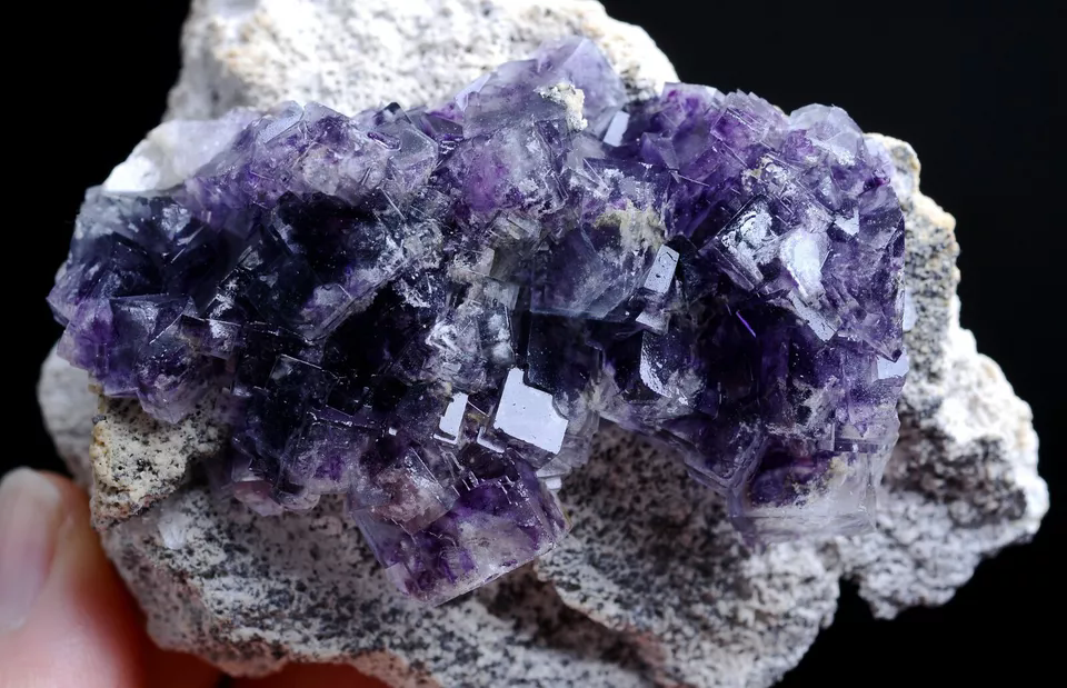 106g Natural Phantom Window Purple Fluorite Mineral Specimen/ Yaogangxian China