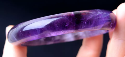 59.2mm Natural Lavender Amethyst Quartz Crystal Treatment Bangle Inner Diameter