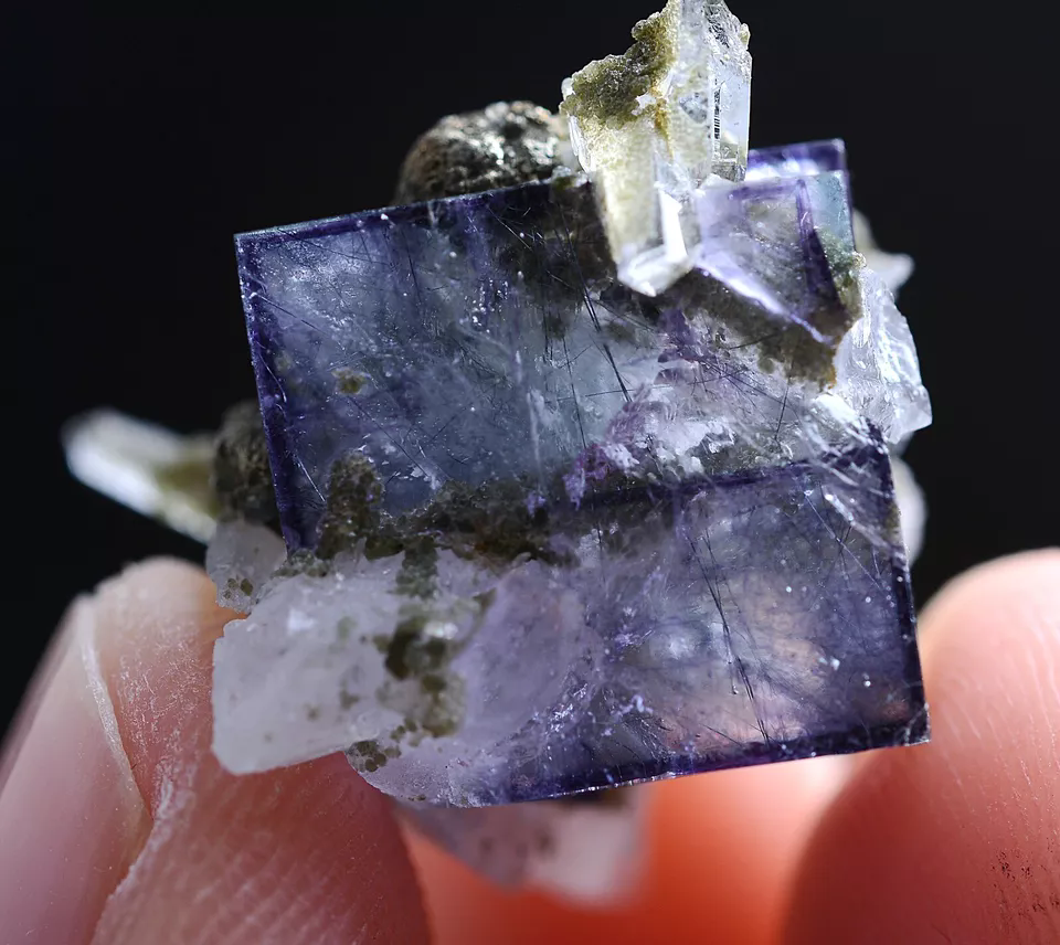 5.6gNatural Bismuthinite Purple FLUORITE & Pyrite Mineral Specimen/Yaogangxian