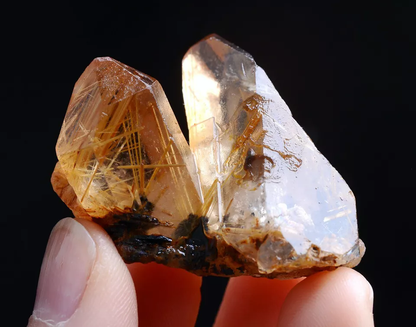 24gNatural Transparent Gold Rutilated Skeletal Quartz Crystal Mineral Specimens