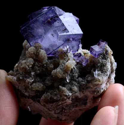 85g Natural COMPLETE PURPLE & Blue FLUORITE MINERAL SAMPLES/YaoGangXian China