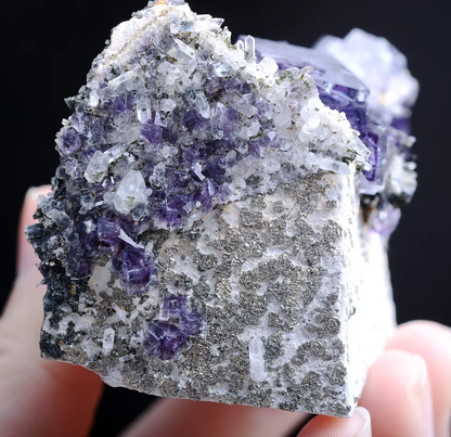 202.g Natural Window Purple Fluorite &Crystal Mineral Specimen/Yaogangxian China