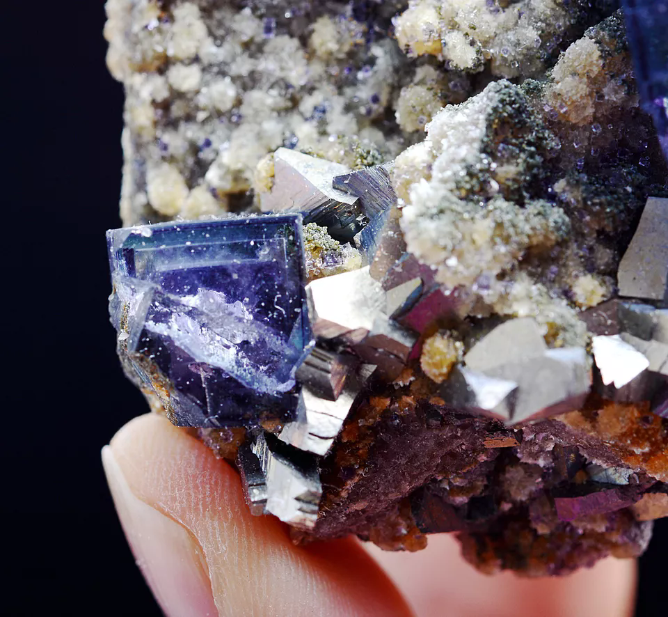 120gNatural Window Purple Fluorite & Arsenopyrite Mineral Specimen/ Yaogangxian