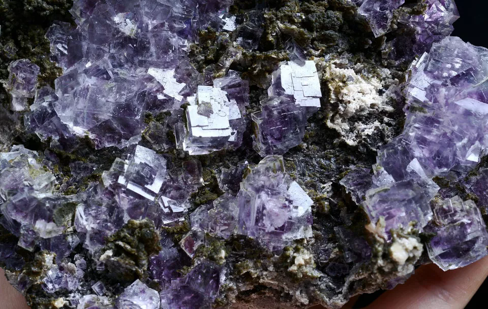 1084g Natural Window Purple Fluorite Arsenopyrite Mineral Specimen/ Yaogangxian