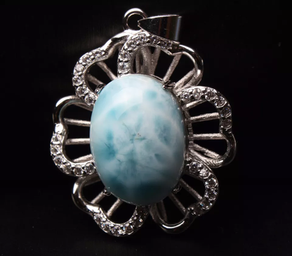 Beautiful Natural Blue Larimar Gemstone Woman Healing Pendant 19*14*11mm