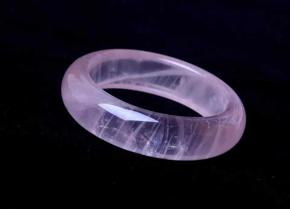 58.5mmNATURAL CURE ROSE QUARTZ MOZAMBIQUE CRYSTAL WOMAN BRACELET INNER DIAMETER