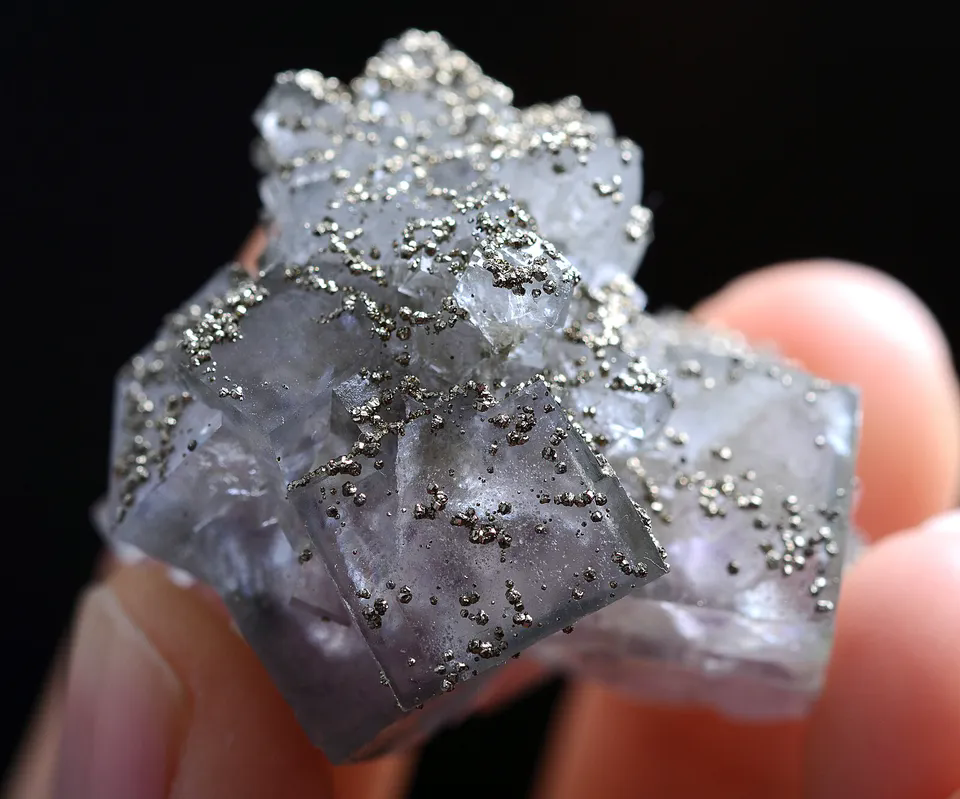 26g Natural Purple Fluorite Pyrite Crystal Mineral Specimen /Yaogangxian China