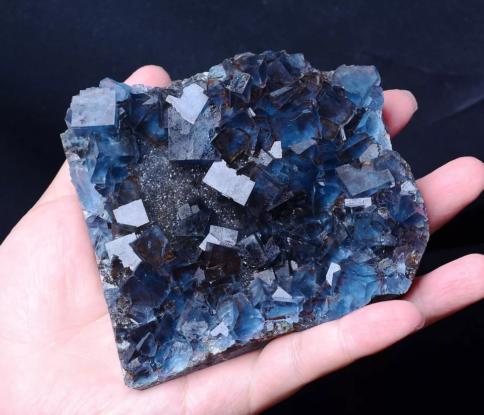 592g Natural Transparent Rare Blue Cube Fluorite Mineral Specimen/ China