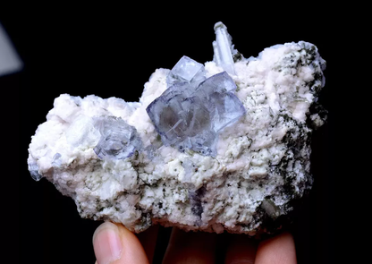 Newly DISCOVERED RARE PURPLE FLUORITE & CRYSTAL CALCITE MINERAL SPECIMEN 208g