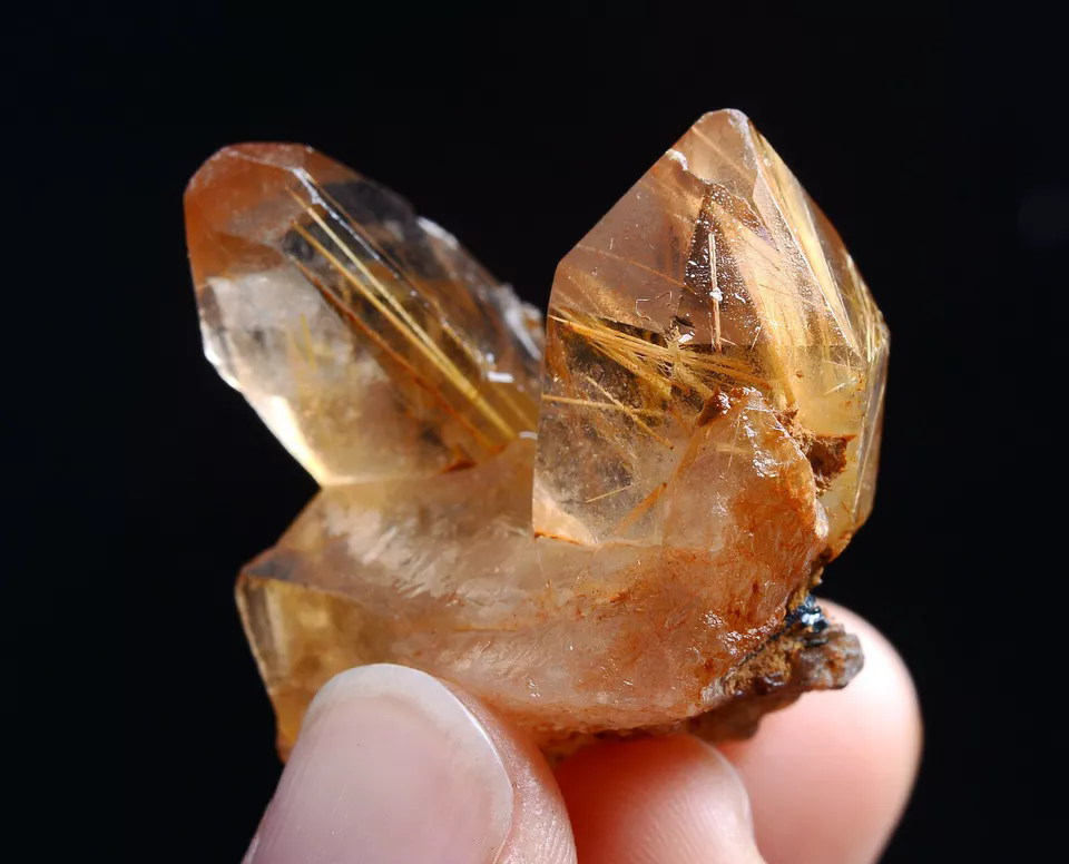 24gNatural Transparent Gold Rutilated Skeletal Quartz Crystal Mineral Specimens